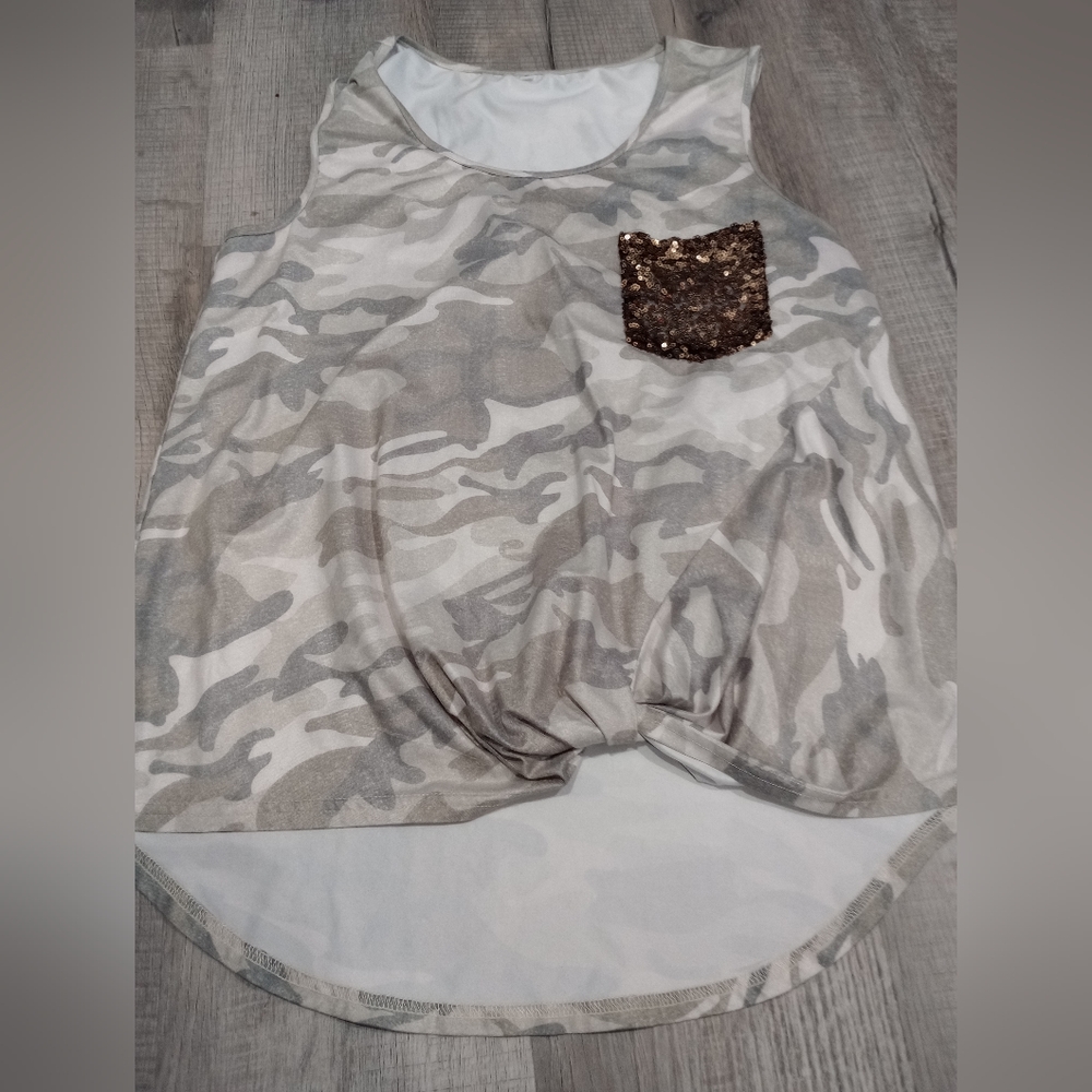 Camo sequin pocket tank